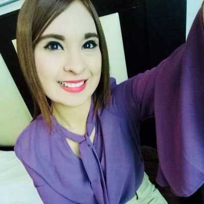 Estudiante de Administración de 👩💼empresas,emprendedora entusiasta & seguidora de la justicia. ☝🏻