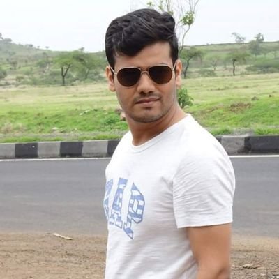 Tujhe Dushmano ki khabar na thi ...Mujhe dosto ka pata nahi