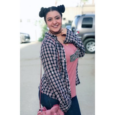 بنت الدُكتور 👨🏻‍⚕️❤️ FLCU 🎓 Actress Theater 🎭 Instagram;mokkaessam07