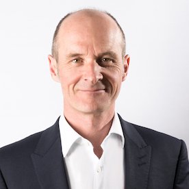 Former BBC News presenter and reporter. Now helping people and businesses make complicated things clear. Just like a journalist.