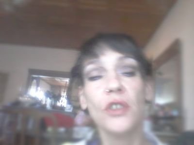 Epicurienne ,artiste,saltimbanques et recherchee des hopitaux psychiatrique.lov3 speak lot linguage ,lean ,dig ,the information ,and the b3lgium kiss .lol👄💋