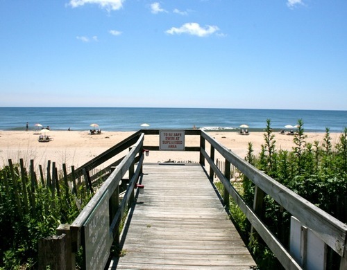 PanoViewMontauk's profile picture. Nestled on 10 oceanfront acres with 1,000ft of white sandy beach this Resort & Residences is THE Hamptons hideaway. T:(631)668-3000