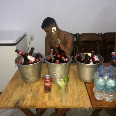 Jujubath's profile picture. good vibes 🤙