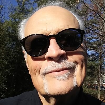 losciale64's profile picture. 