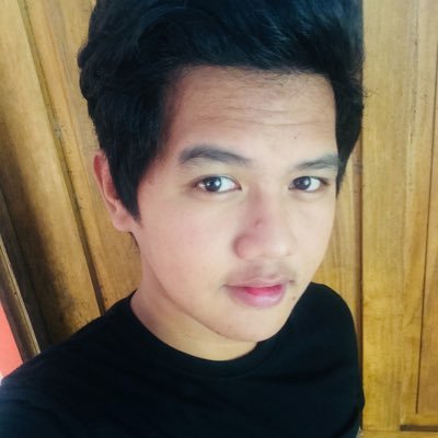 Nasasaktan ako kapag may nagsasabing ang POGI POGI ko.. kasi nga THRUTH HURTS.. haha
