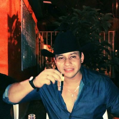 fanatico del cruz azul y del chelsea.....