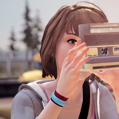 maxbluetterfly's profile picture. 