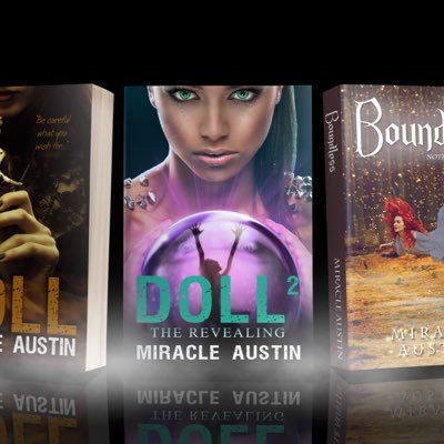 YA/NA Cross-Genre Author, Horror/Marvel/DC/Stranger~Things FanGirl, & T-shirt collector who enjoys attending book festivals. #WIHM http:/miracleaustin.com