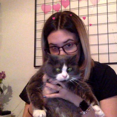 glazd_n_confuzd's profile picture. Lea Michele's stunt double.