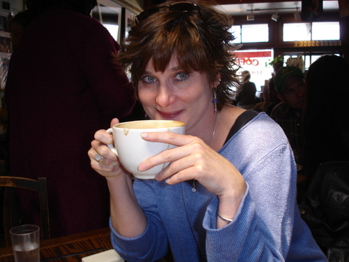 smallerliving's profile picture. I am the author of Smaller Living blog, a working archaeologist & historic preservationist, & enthusiast of creative & intentional life design.