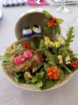 LolasArtWorld's profile picture. I am a painter, ceramist and sculptor. 
I am an Artist!
💕💕💕💕