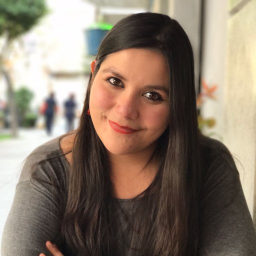 Hija de la escuela pública y de mucha suerte. Applied researcher. Aquí no está mi curriculum. Corazón abajo y a la izquierda.