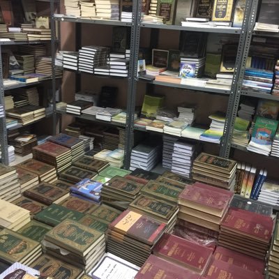 J_uter's profile picture. Student of many faculties. Live for knowledge and live for understanding it.