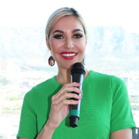 Liezel V 🦒(@liezelv) 's Twitter Profile Photo