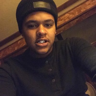 21 | RIP HONCHO RIP DERYON RIP BMAC Instagram/Snapchat: DevoDinero I been chasing money💸nigga you been chasing hoes🏃🏽♂️💨