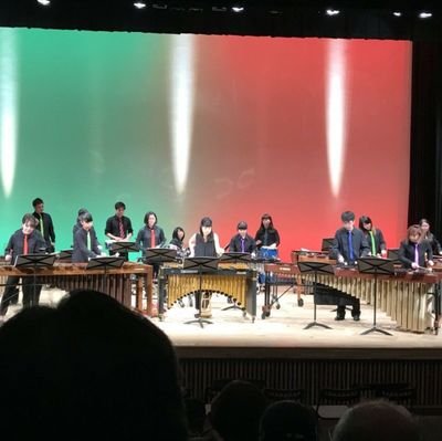 パーカッション ファミーユです。
北海道苫小牧市内で打楽器を演奏するメンバーによる、世代や学校を超えたアンサンブルグループです。
ここでは普段の練習やワークショップの情報、演奏会情報などをゆるっと発信していきます!!!