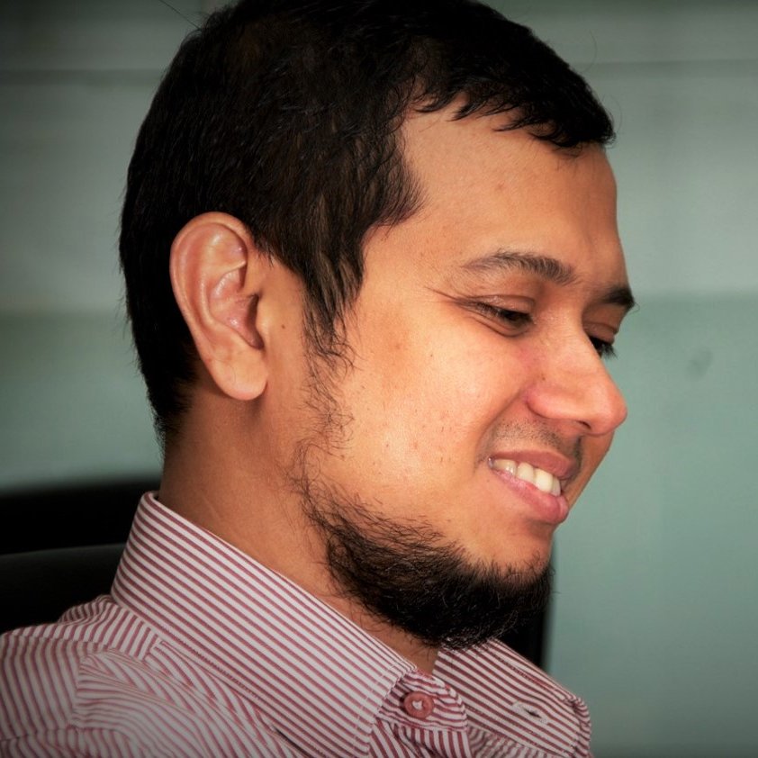 zaim_awang's profile picture. Human
