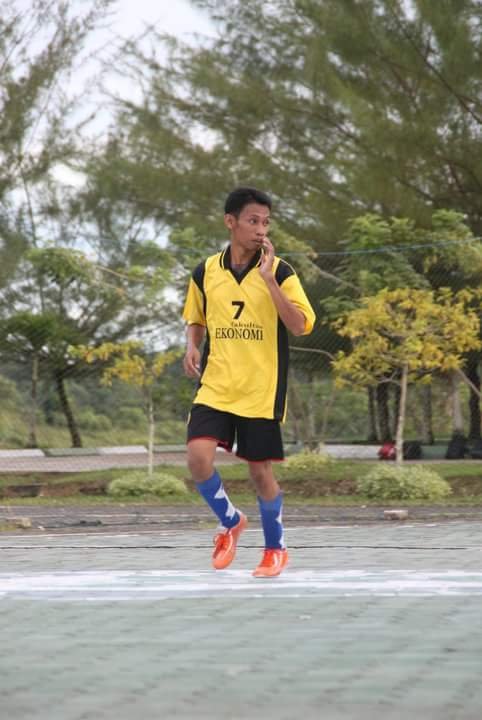 achyms's profile picture. Aku adalah aku