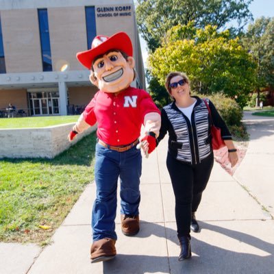 Journalist Kirstin Swanson Wilder grew up in @CityOfLincoln, spent 24 years in Hollywood with @Variety then moved home to embrace her alma mater @UNLincoln