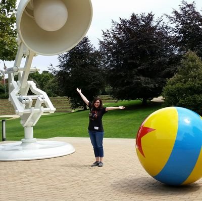 Walking Pixar encyclopedia. Trivia and pun enthusiast, animation and movie fan. She/her
