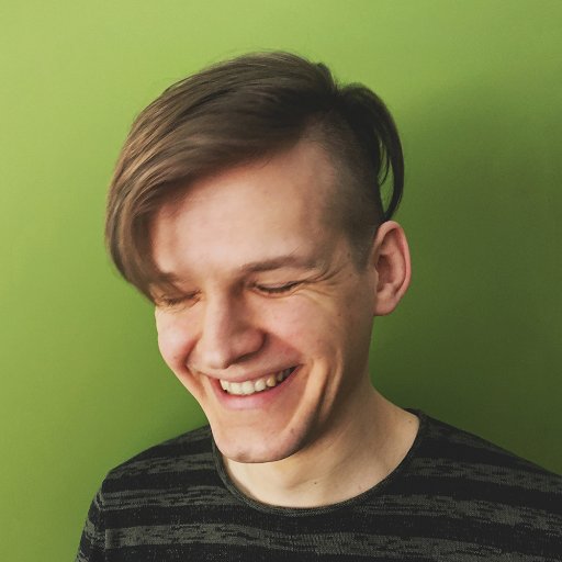 Skillful motion graphics designer / Animation fanatic / Proud father and husband / Sometimes sound designer // hello.mantas@gmail.com