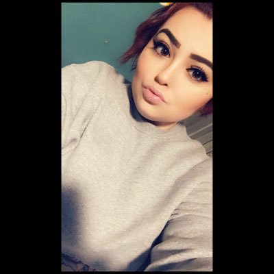 | Positive Vibes🎀 | College Student📚| 20 years old👸🏻| Single📲|