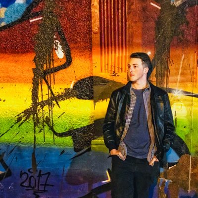 Alex_Edwards_'s profile picture. Teacher, writer, Pokémon player | #AVFC | 日本語OK