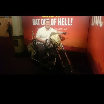 Nufc fan and speedway nut. cider drinker and curry lover. cancer survivor.