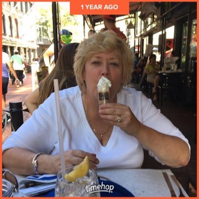 donnaphil88's profile picture. USPS