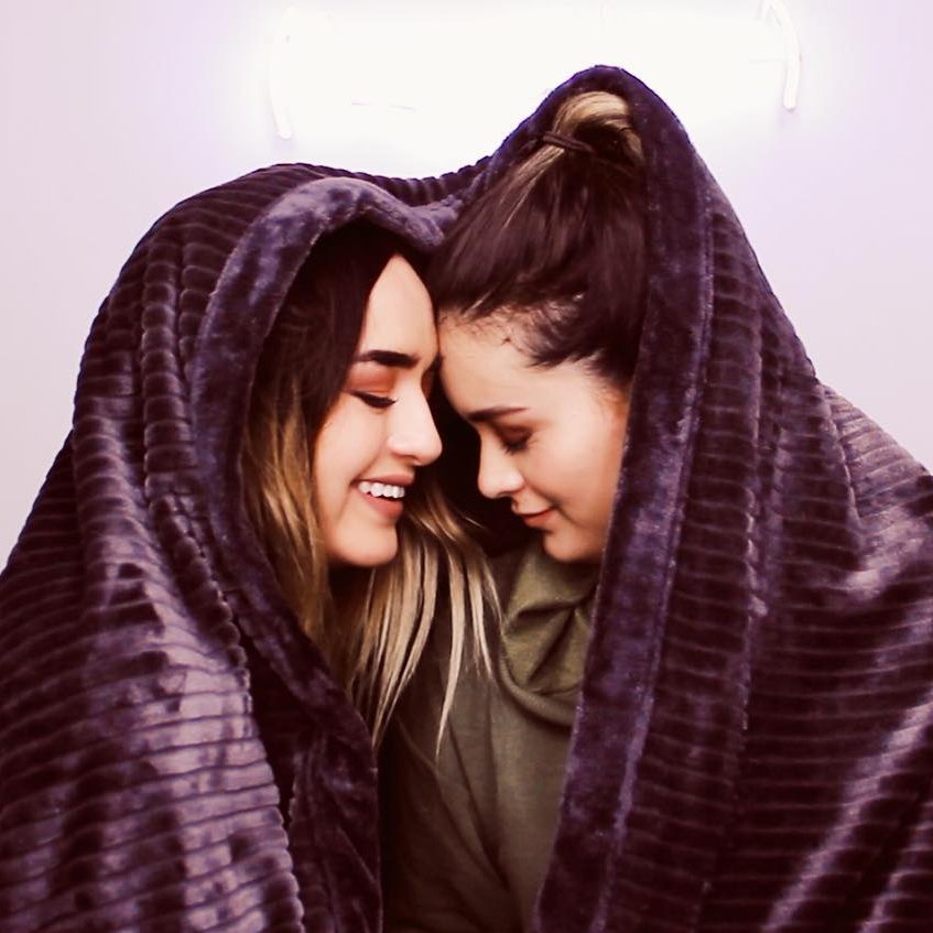Cacher de corazón...💜💓 Vivo por y para ELLAS..😍😭 Las mejores youtubers del mundo🎥💻  Mis personas favoritas en el mundo.. 👩‍❤️‍👩👭🔥😍😭💙@Pochosaurus @danielaacallee