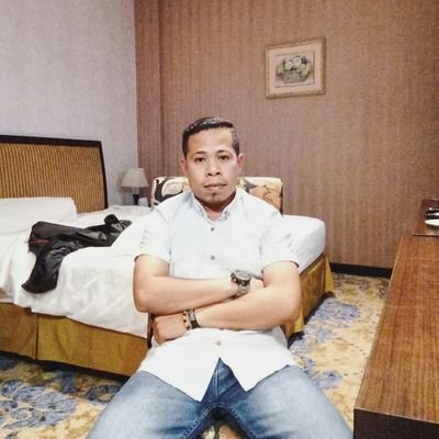 IkhtiarFirman's profile picture. 