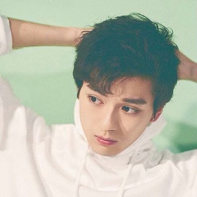 L Onyo Goy 新田真剣佑 Twitter