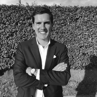 Emprendedor. CEO & Founder ColTrade Solutions Adm de Empresas - U. de los Andes. Master en Negocios Internacionales - U. Autónoma de Barcelona. Papá de Emma.