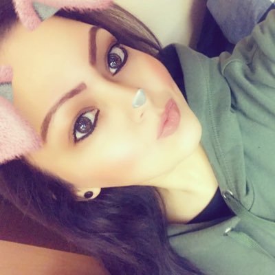 Ayshahahashah's profile picture. I hardly tweet anymore 💍