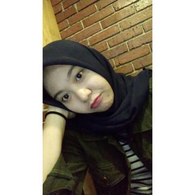 azharimeillinda's profile picture. 🅱️