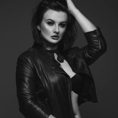 UK Model: Enquiries: DeltaTopaz@hotmail.com IG: @delta_topaz