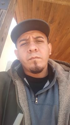 Child of God ,Soldier of the Light, Humanitarian, Believer of Faith ,and an Aquarius. Lovin life, but not afraid to step away from it. Steady grindin