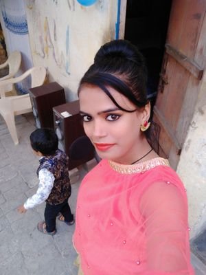 Khushbo83301070's profile picture. 