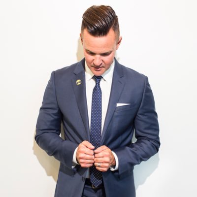 johniecreative's profile picture. 