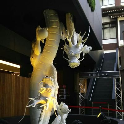 NxeaQlCATnPPcnV's profile picture. 春から高校一年と中学二年になる子供がいます