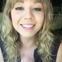 jennette_is_my_queen (@is_jennette) 's Twitter Profile