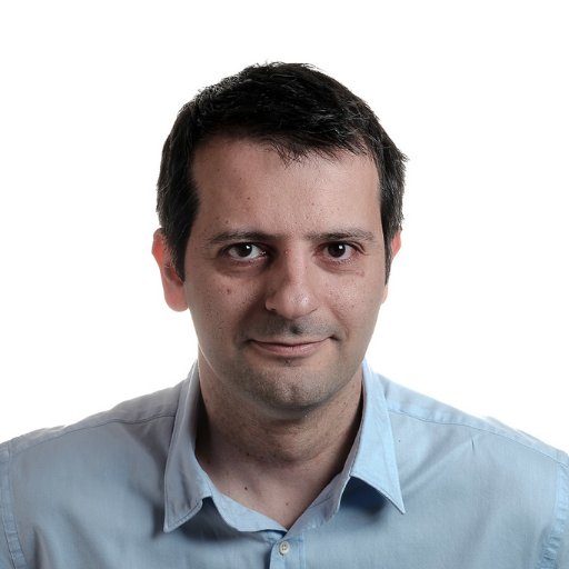 Consultant on operations, product management, digital marketing, entrepreneur. Into real-estate. Former editor, astro, dev, blogger. Analytical. Dad. Husband.