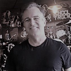 ray__myers's profile picture. Exponential Entrepreneur, Pyrotechnician, Musician, Actor, New Enlightenment Thinker, Future Tico, Tech Renaissance Nerd