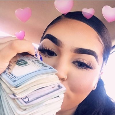 kaylaabandsss's profile picture. 