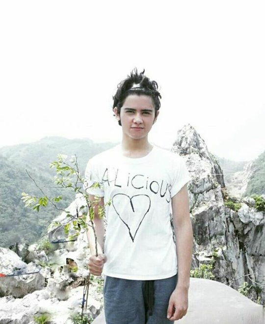Aliando