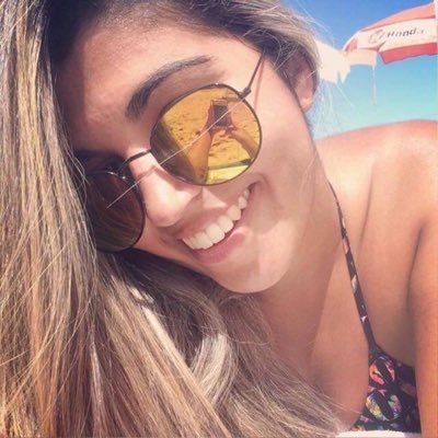 Que nada nos defina. Que nada nos sujeite. Que nada nos limite. Que a liberdade seja nossa própria substância, já que viver é ser livre