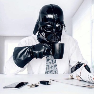 oscarpradillav's profile picture. Sin fanatismos políticos todos me caen igual de mal sólo ven por sus intereses