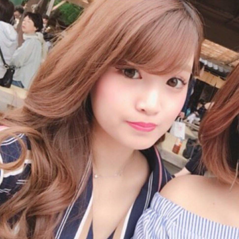 yunayunss1's profile picture. プライベートアカウント😎 #投資 #Shopping #ブログ 投資～プライベートまで色々呟きます♡ 投資に関するサイトの運営等もしているので、是非見てください🤩