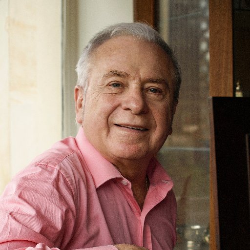 Crítico, Curador e historiador de Arte
