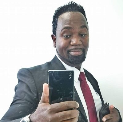 robson_piopapa's profile picture. 